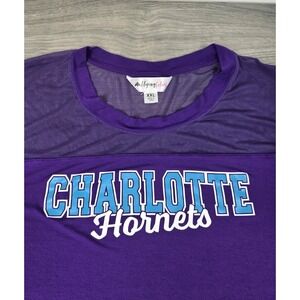 Charlotte Hornets‎ Shirt Womens XXL Purple Flying Colors Rayon Spandex Avery Top